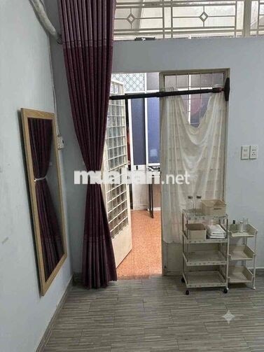 CHO THUÊ PHÒNG MẶT TIỀN ĐƯỜNG HOA PHÚ NHUẬN