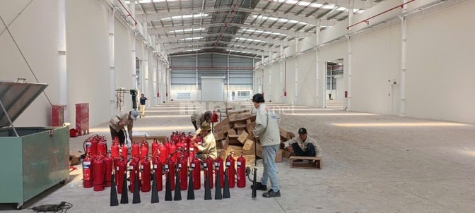 Cho Thuê Kho Xưởng 800m2, 2400m2, 3000m2 KCN Tân Tạo - Giá từ 4.8 usd