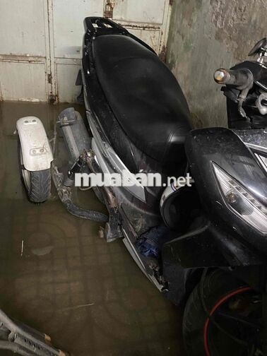 SYM Shark 125 Đen