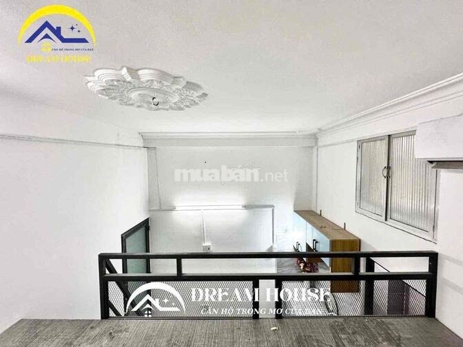CHDV DUPLEX CỬA SỔ TRỜI, SẴN MÁY LẠNH, QUA ĐH VĂN HIẾN CHỈ 6P ĐI XE