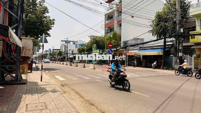 Bán Nhà Cấp 4 Đường Bế Văn Đàn Phước Long Nha Trang Sổ Riêng Gần Chợ