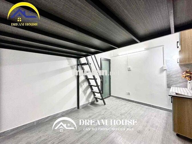CHDV DUPLEX CỬA SỔ TRỜI, SẴN MÁY LẠNH, QUA ĐH VĂN HIẾN CHỈ 6P ĐI XE