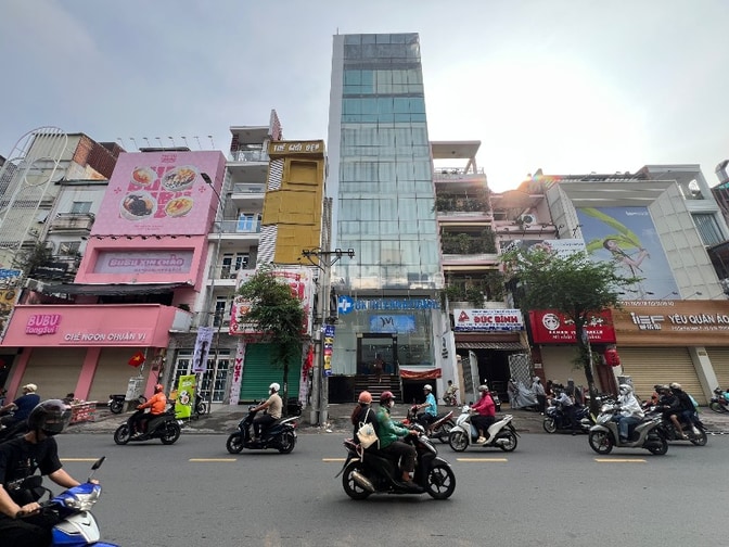 ✨ CHUYỂN NHƯỢNG TOÀ NHÀ HẦM + 10 TẦNG ĐẮC ĐỊA TẠI QUẬN 10!!!