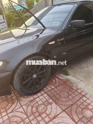 BMW 318i 2004 số Tự động