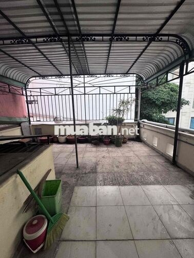 20tr là thuê Được biệt thự sân xe siêu rộng