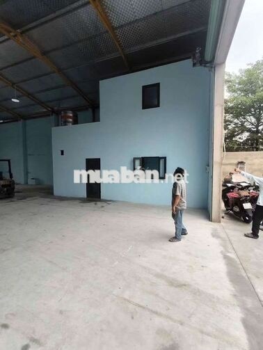 xưởng 600m giá 37 triệu TL Bà điểm hóc môn