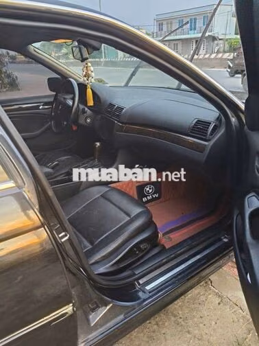 BMW 318i 2004 số Tự động
