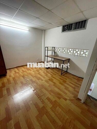 CHO THUÊ NHÀ VỊ TRÍ ĐẸP FULL NỘI THẤT ĐƯỜNG Ô TÔ