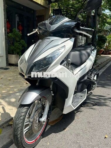 Ab 125 2015 đẹp nguyên zin. máy êm. chính chủ 