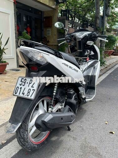 Ab 125 2015 đẹp nguyên zin. máy êm. chính chủ 