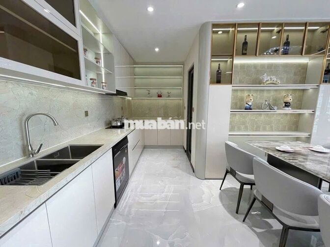 Cho thuê CC Phúc yên 95m2 2Pn 2WC giá chỉ 10.5tr/th nhà rộng thoáng