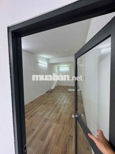 CHO THUÊ NGUYÊN CĂN QUẬN 10 – HẺM 2 Ô TÔ TRÁNH NHAU, CÁCH MẶT TIỀN 10