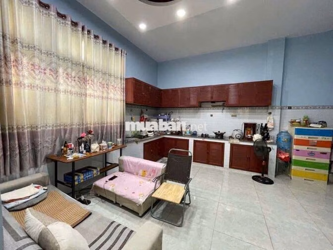 bán nhà khu tên lửa bình tân 66m2, 3 phòng ngủ chỉ 4ti nhỉn hẻm ô tô
