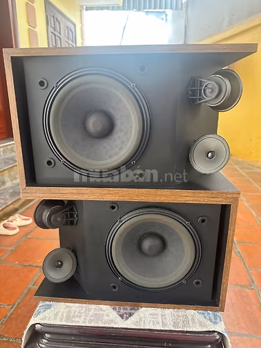 Gia đình không dùng nên bán đôi loa Bose 301 seri 3,vân gỗ,trùng seri