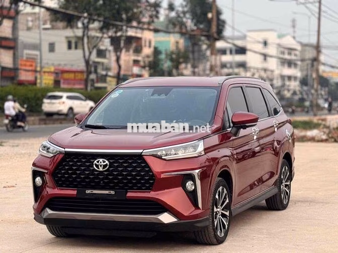 Toyota Veloz Cross 2023 Đỏ Xe gia đình