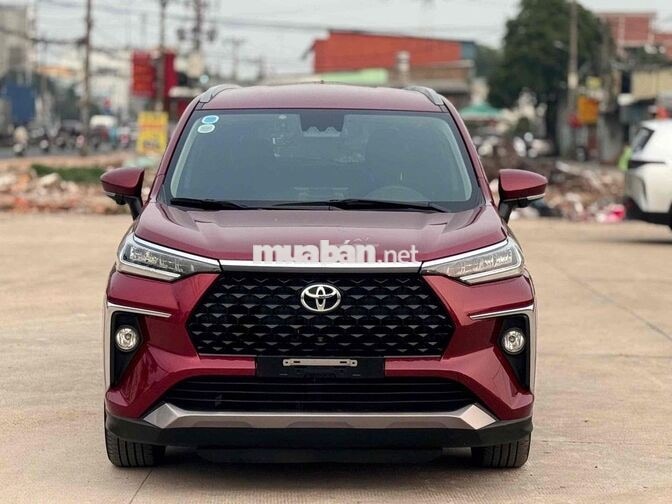 Toyota Veloz Cross 2023 Đỏ Xe gia đình
