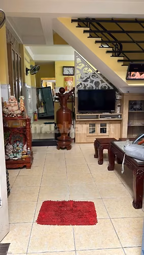 🏡 BÁN NHÀ 5 TẦNG KIÊN CỐ – HỒNG BÀNG, P.1, Q.11