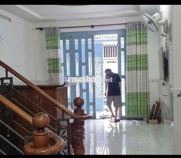 NHÀ GẦN CHỢ MINH PHÁT ( FULL NỘI THẤT ) TRỆT LẦU 2PN 3WC. ĐƯỜNG 7M