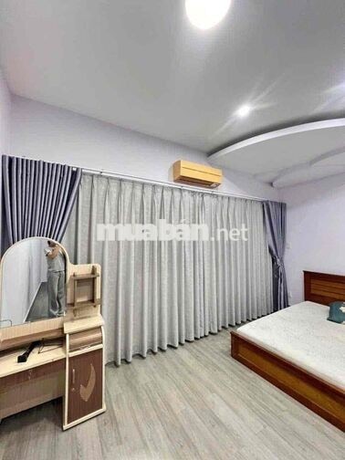 Cho Thuê Nguyên căn nhà mới nội thất cao cấp