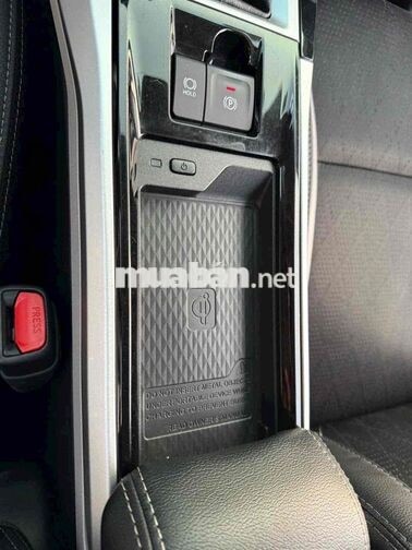 Toyota Veloz Cross 2022 Số tự động Bạc