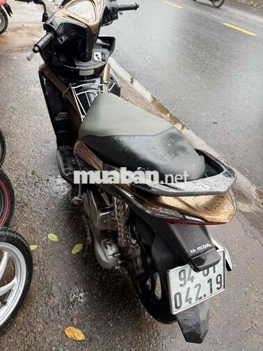 Honda Air Blade 2012 Đen vàng