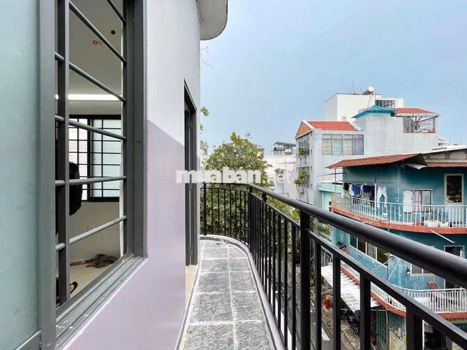 MỚI XÂY PHÒNG TRỌ FULL DÃY BAN CÔNG CHUNG THÔNG THOÁNG, ĐÓN NẮNG - GIÓ