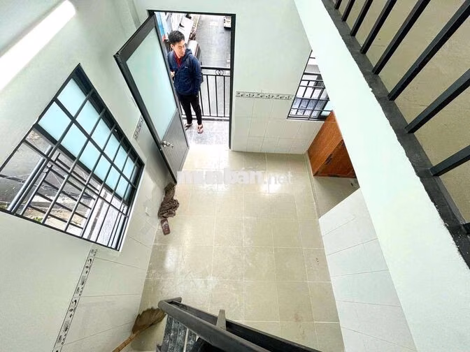 MỚI XÂY PHÒNG TRỌ FULL DÃY BAN CÔNG CHUNG THÔNG THOÁNG, ĐÓN NẮNG - GIÓ