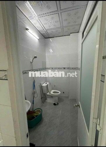 Cho Thuê nhà kho 8x18m trống suốt 22tr