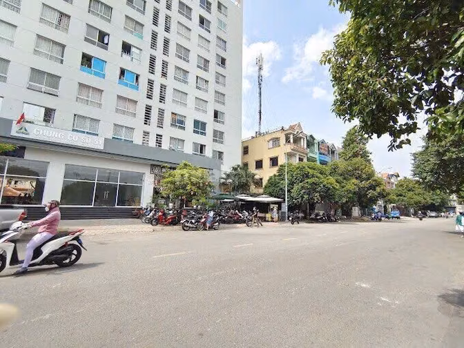 Chung cư 51 P5 Q8 2PN 71m2 view sân vận động cạnh TTTM Central Premium