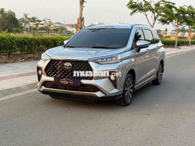 Toyota Veloz Cross 2022 Số tự động Bạc