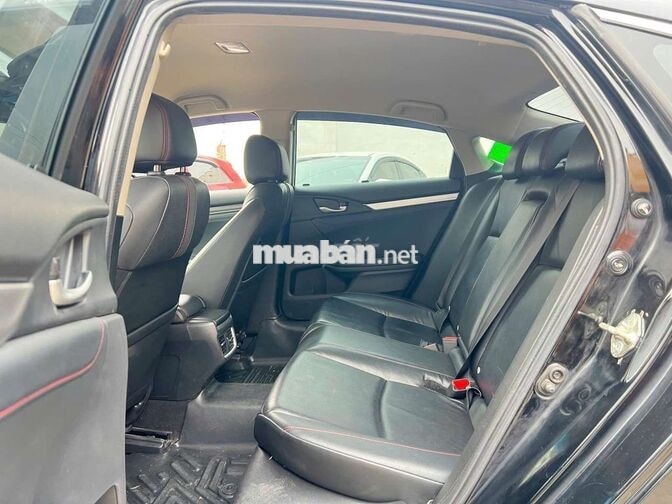 Honda Civic RS 2020 1.5L Turbo,màu đen,62.000 km