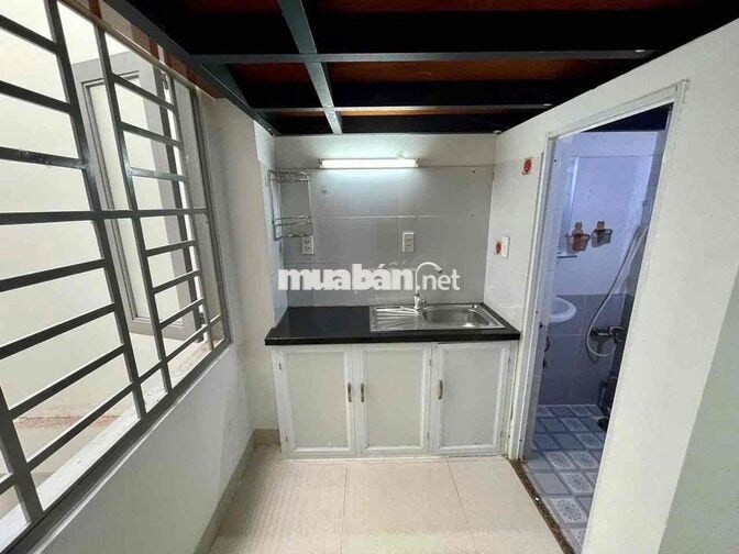 CHO THUÊ PHÒNG CÓ THANG MÁY - HẦM XE RỘNG GIÁ SINH VIÊN