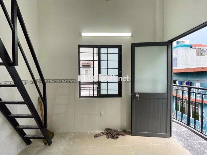 MỚI XÂY PHÒNG TRỌ FULL DÃY BAN CÔNG CHUNG THÔNG THOÁNG, ĐÓN NẮNG - GIÓ