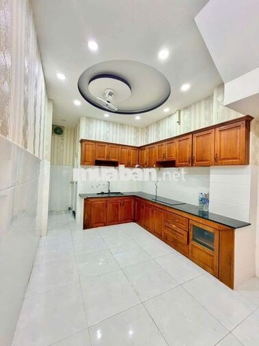 CHO THUÊ NHÀ TỈNH LỘ 10- GẦN TÊN LỬA - 11TRIEU - 2PN - CÓ NỘI THẤT