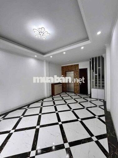 🏡 CHO THUÊ NHÀ NGUYÊN CĂN 7 TẦNG – FULL NỘI THẤT – THANG MÁY – Ô TÔ ĐỖ