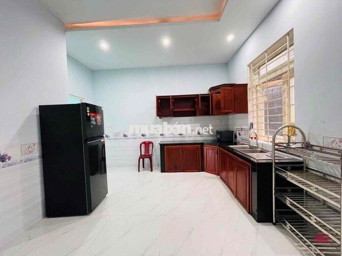 Cho thuê nhà phường Hòa an giá 10.000.000 full nội thất