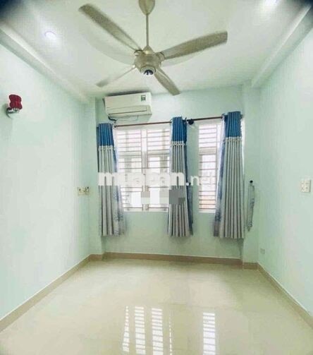 Nhà nguyên căn Đường Trần Kế Xương P7 Quận PN cho thuê