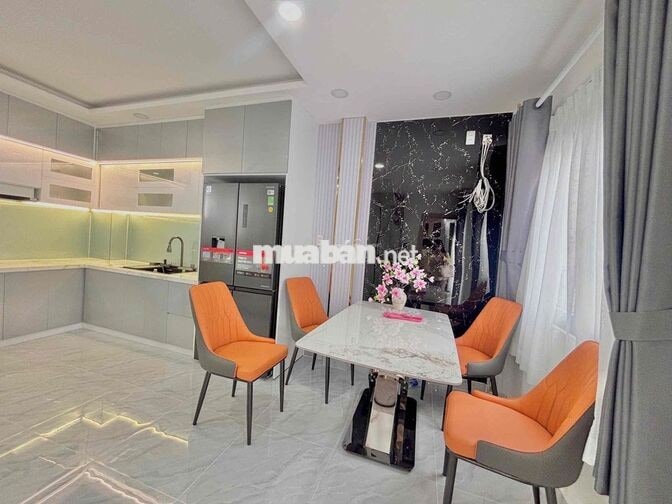 CHO THUÊ NHÀ PHỐ MỚI XÂY FULL NỘI THẤT CAO CẤP QUẬN 7