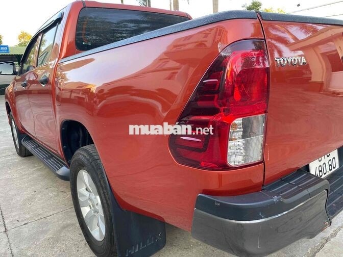 Toyota Hilux Cam Tự động Dầu Xe bán tải