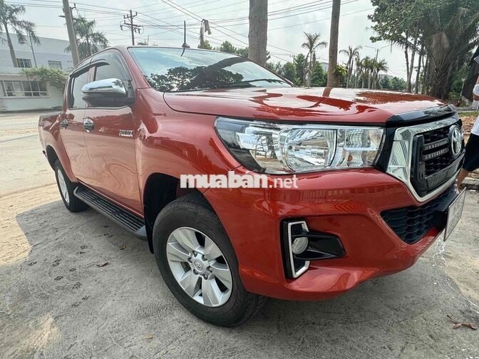 Toyota Hilux Cam Tự động Dầu Xe bán tải