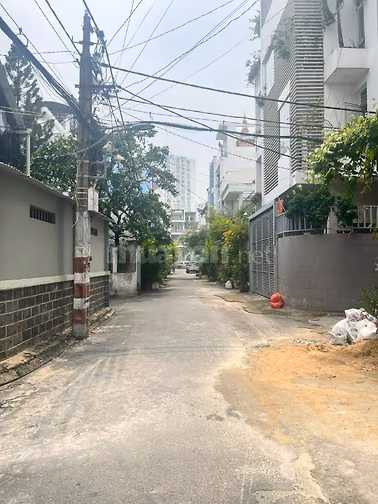🌹🌹🌹MTKD Yên Đỗ, Ngay Luỹ Bán Bích 63m2 3 tầng giá chỉ 8.5 tỷ