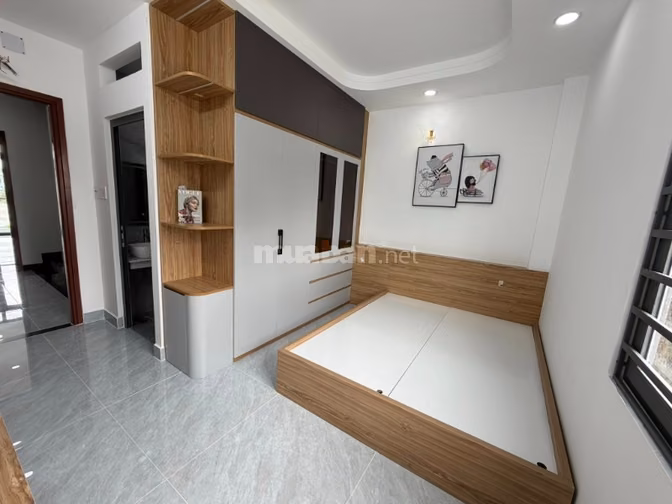 NHÀ PHỐ HIỆN ĐẠI  NỘI THẤT CAO CẤP