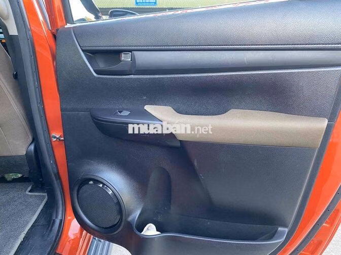 Toyota Hilux Cam Tự động Dầu Xe bán tải