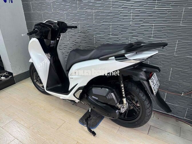 Honda SH125 2023 Trắng Đen Panda 18.000 km