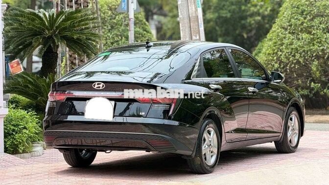Hyundai Accent 2025 1.5 AT Tiêu Chuẩn Đen
