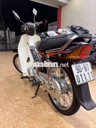 Honda Dream 2001 Trắng, Đỏ