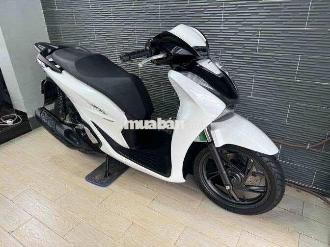 Honda SH125 2023 Trắng Đen Panda 18.000 km