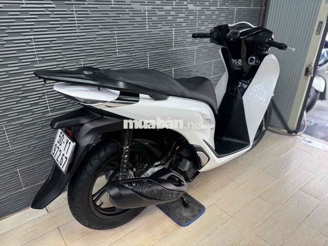 Honda SH125 2023 Trắng Đen Panda 18.000 km