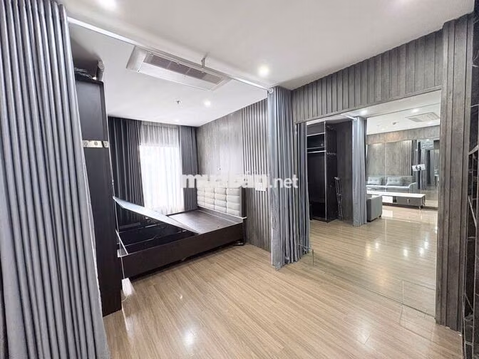 Bán căn 1 ngủ, diện tích 43m. phân khu S4, giá 3 tỷ 1