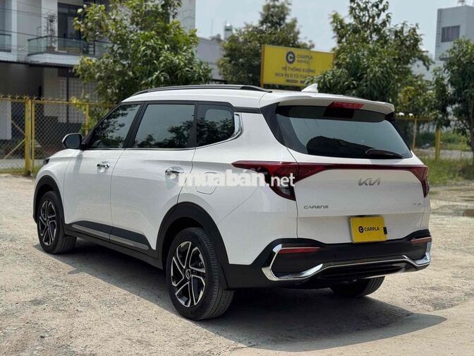 Kia Carens Luxury 2025 Trắng 7 chỗ Số tự động